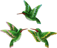 Load image into Gallery viewer, Voumsil Metal Hummingbird Wall Art Outdoor Hummingbird Decor Metal Fence Decorative Hummingbird Wall Hanging Decor Hand-made for Bird Bedroom Garden Patio Porch Fence 10 Inch…