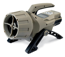 Load image into Gallery viewer, WESTERN RIVERS Mantis Pro 100 Compact Easy-to-Use Electronic Game Call - 4" Reflex Loudspeaker for Hunting with Removable Remote Control