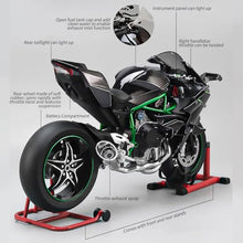 Load image into Gallery viewer, 1/6 Scale Alloy Dynamic Motorcycle Model with Ignition System and Smoke Spray