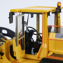 Load image into Gallery viewer, 1/14 RC Hydraulic Loader E260L Metal Remote Control Construction Vehicles ST8 Radio Lock Differential Axle