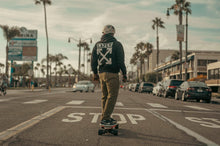 Load image into Gallery viewer, Electric Skateboard Longboard with Remote, Build in Light System, Top Speed of 31 Mph, 25miles Range