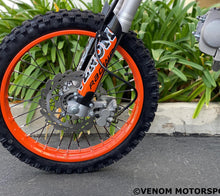 Load image into Gallery viewer, 125CC Venom Thunder Off-Road Dirt Bike, 4-Speed Manual, Headlight Installed, Orange, Thick Frame (Black)