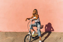 Load image into Gallery viewer, Razor EcoSmart Metro Electric Scooter Chain-Driven Motor - White - FFP