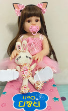 Load image into Gallery viewer, Reborn Baby Doll Silicone Body Original Girl (Cat 45cm)