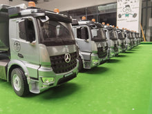 Load image into Gallery viewer, DOUBLE E E590 1/20 RC Truck Alloy Electric Loader