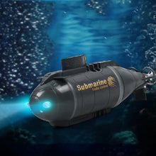 Load image into Gallery viewer, 2.4G Electric RC Submarine Speed Boat With Lights Mini Wireless