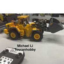 Load image into Gallery viewer, Electric Loader Remote Control Truck Sound Rotation