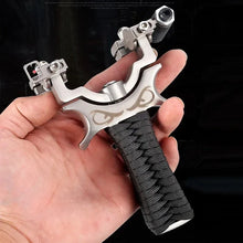 Load image into Gallery viewer, Stainless Steel Catapult Hunting Slingshot High Precision Outdoor Shooting Slingsshot Tool Tirachinas Caza Hunting Acessories