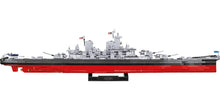 Load image into Gallery viewer, Historical Collection World War II Iowa-Class Battleship, 4-in-1 Executive Edition, 2685 pieces
