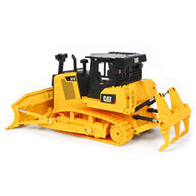 Load image into Gallery viewer, DCM/Racemasters 1/24 Caterpillar D7E Bulldozer, DCM25002
