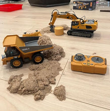 Load image into Gallery viewer, KIDMARKT Remote Control Excavator Toy for Boys | 11-Channel Metal Construction Truck with Lights
