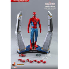 Load image into Gallery viewer, Hot Toys Marvel Spider-Man Game Spider-Man (Spider Armor - MK IV Suit) 1/6 Scale 12&quot; Action Figure
