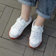 Load image into Gallery viewer, KUBUA Kids Barefoot Shoes for Boys Girls Zero Drop Minimalist Sneakers
