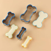 Load image into Gallery viewer, Dog Bone Cookie Cutters Set of 3, Bone Shapes Cookie Cutter, Biscuit Dog Treat Cookie Cutter Set for Homemade (Blue Is Visible &amp; Friendly For Your Pup/Doggy)
