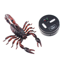 Load image into Gallery viewer, Realistic RC Scorpion Remote Control Animal Vehicle Car Electric Scary Toy Halloween Kids Birthday Gift
