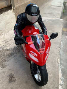 2.4G Remote Control Motorcycle RC Stunt Vehicle Electronic Dift Racing Cars 1:16 Scale with Self-Balancing