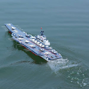 RC Boat, 2.4Ghz RC Water Aircraft Carrier, 30KM/H High-Speed RC Aircraft Carrier, RC Battleship Suitable for Swimming Pools and Lakes