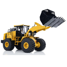 Load image into Gallery viewer, 1/14 Hydraulic RC Loader Metal Radio Control Construction Vehicle Smoke Sounds for Adult Hobby

