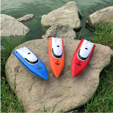 Load image into Gallery viewer, RC Remote Control Boats for Lake/Pool/Pond, 2.4 GHz High Speed Mini Outdoor Adventure Electric RC Racing Boat-Orange
