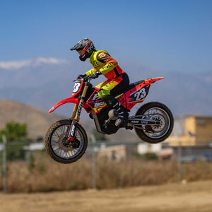 RC Motorcycle Promoto-MX 1/4 Motorcycle Ready-to-Run Battery and Charger Not Included FXR LOS06000T1 Red
