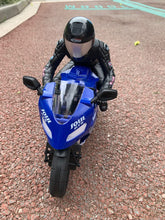 Load image into Gallery viewer, 2.4G Remote Control Motorcycle RC Stunt Vehicle Electronic Dift Racing Cars 1:16 Scale with Self-Balancing
