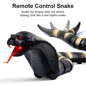 RC Snake Toy: Realistic Prank Cobra, Rechargeable, Smart Sensing, Infrared Controller for Kids/Cat (Black)