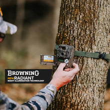 Load image into Gallery viewer, Browning Strike Force FHDR Trail Camera Bundle
