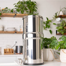 Load image into Gallery viewer, Royal Berkey 3.25 Gal Gravity Water Filter System with Water View Spigot
