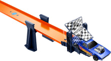 Load image into Gallery viewer, Hot Wheels Toy Car RC Set with 1:64 Scale Remote-Control Vehicle &amp; 30+ Pieces of Race Track to Create Multiple Configurations

