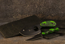 Load image into Gallery viewer, Elk Ridge ER-300 Series, 2-Piece Fixed Blade Hunting Knife Set with Gut Hook and Caping Knife, 3Cr13MoV Steel, Wood Handle, Nylon Sheath, 7 Inch and 6.4 Inch (Camo)
