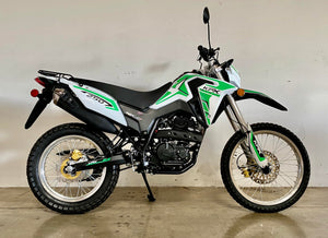 250CC DUAL SPORT ENDURO KLX ON ROAD AND OFF ROAD MOTOCROSS DIRT BIKE STREE LEGAL 20HP - GREEN