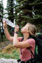 Load image into Gallery viewer, Sawyer Products SP302 Squeeze Water Filtration System, Cnoc Premium 1 Liter Bottle

