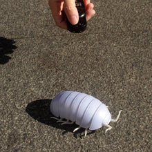 Load image into Gallery viewer, RC Bug Remote Control Worm Realistic Electronic Animal Prank Toy Insect Car Vehicle Kids Birthday Gifts (White)
