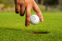 Load image into Gallery viewer, Callaway Golf Chrome Tour Golf Balls (Triple Track (White)
