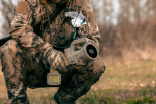 Load image into Gallery viewer, FOXPRO Hellcat Electronic Predator Call
