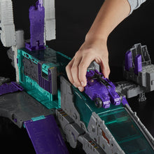 Load image into Gallery viewer, Transformers Tra Generations Trypticon Action Figure
