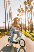 Load image into Gallery viewer, Razor EcoSmart Metro Electric Scooter Chain-Driven Motor - White - FFP
