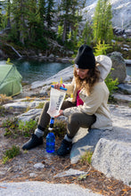 Load image into Gallery viewer, Sawyer Squeeze Water Filtration System, Cnoc Premium 2 Liter Bladder, Clear
