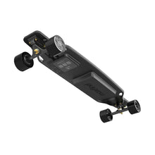 Load image into Gallery viewer, Maxfind&#39;s New Max5 Series four-wheel electric skateboard remote control
