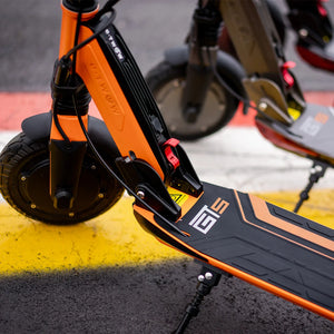 2023 newest original E-TWOW GT sport version 700W motor 48V 9.6 Ah E TWOW Li-ion Battery electric scooter