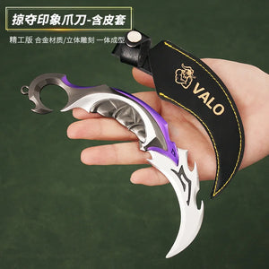 Claw Blade with Leather Sheath Full Metal Replica Miniature Fantasy Figurine